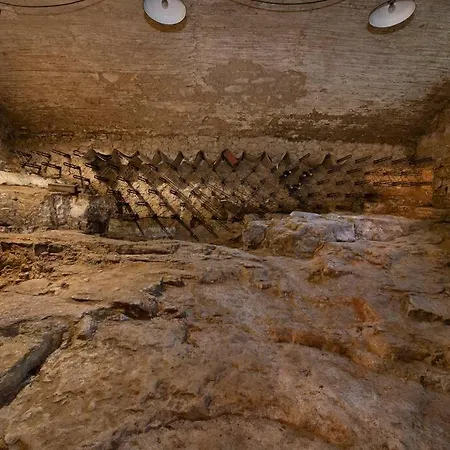 Exclusive & Charming Stone House *