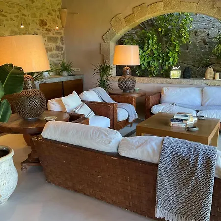Villa Casa Rufina, Exclusive & Charming Stone House In Costa Brava Pals