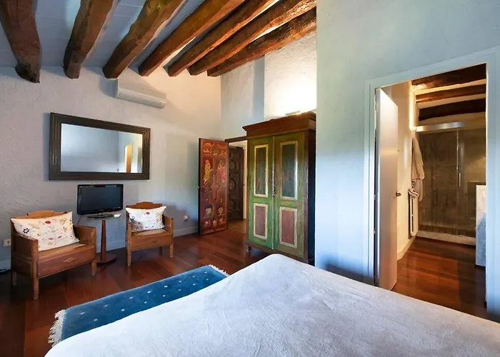 Casa Rufina, Exclusive & Charming Stone House In Costa Brava Villa