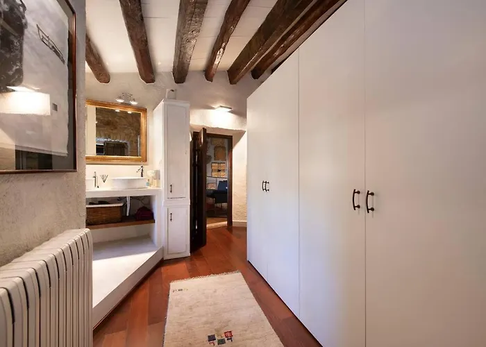 Casa Rufina, Exclusive & Charming Stone House In Costa Brava Villa *