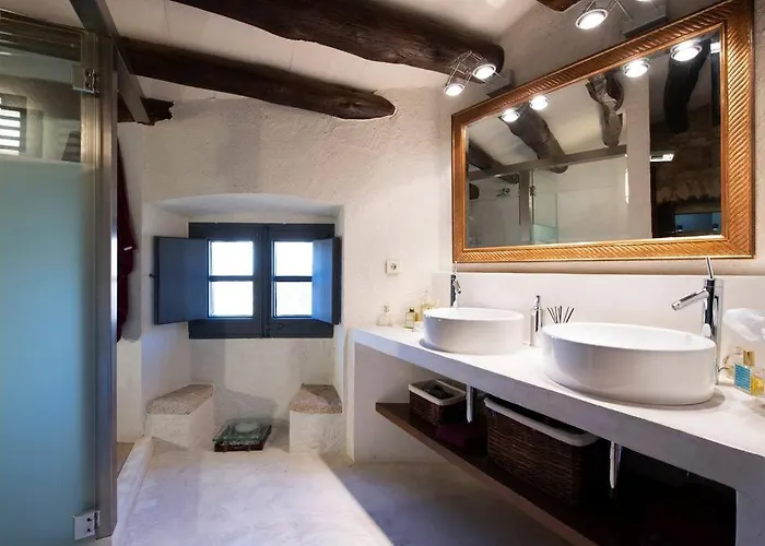 Villa Casa Rufina, Exclusive & Charming Stone House In Costa Brava *