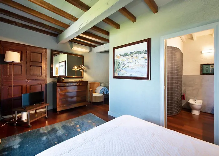 Casa Rufina, Exclusive & Charming Stone House In Costa Brava Pals