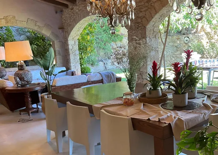 Villa Casa Rufina, Exclusive & Charming Stone House In Costa Brava