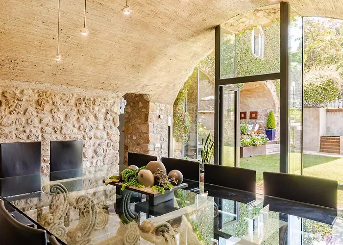 Casa Rufina, Exclusive & Charming Stone House In Costa Brava *