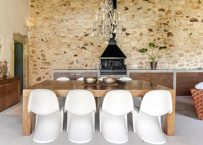 Villa Casa Rufina, Exclusive & Charming Stone House In Costa Brava